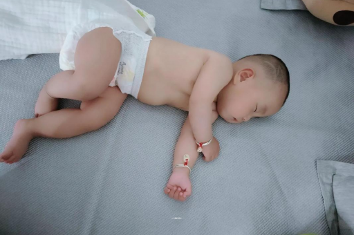 蓬莱宝宝发烧可以喝牛奶吗